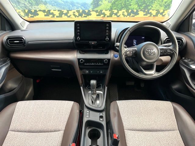 YARIS CROSS HYBRID