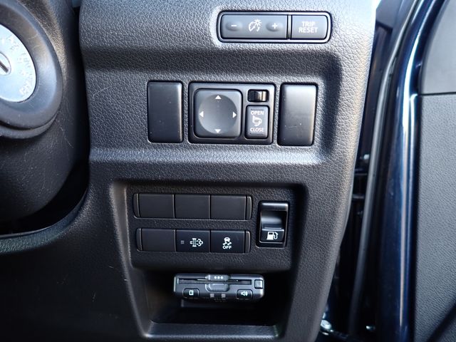 CARAVAN van 4WD