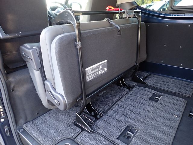 CARAVAN van 4WD