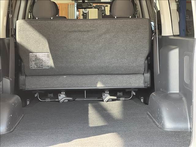 REGIUSACE van 2WD