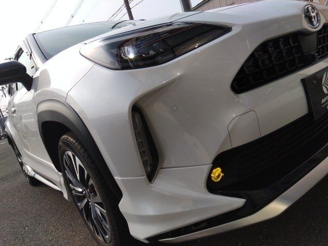 YARIS CROSS HYBRID