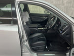 CROWN sedan hybrid