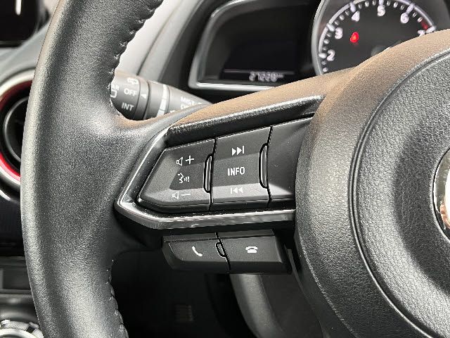 MAZDA2