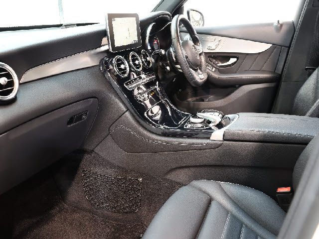 MERCEDES BENZ GLC class