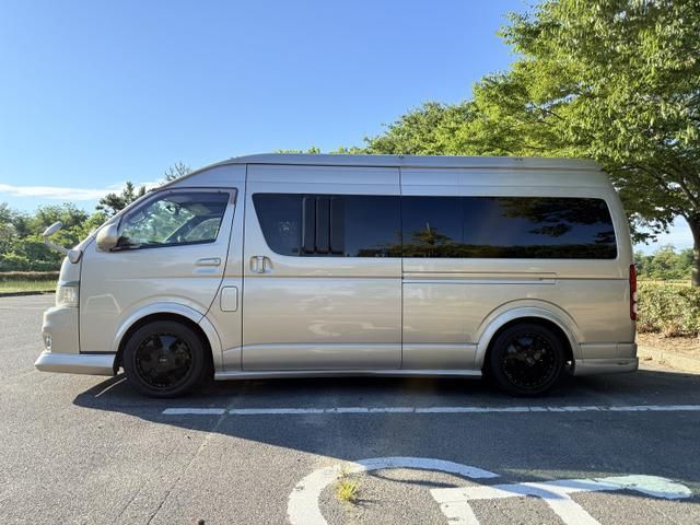 HIACE van 2WD
