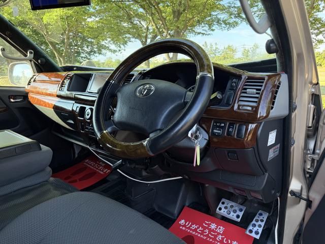 HIACE van 2WD