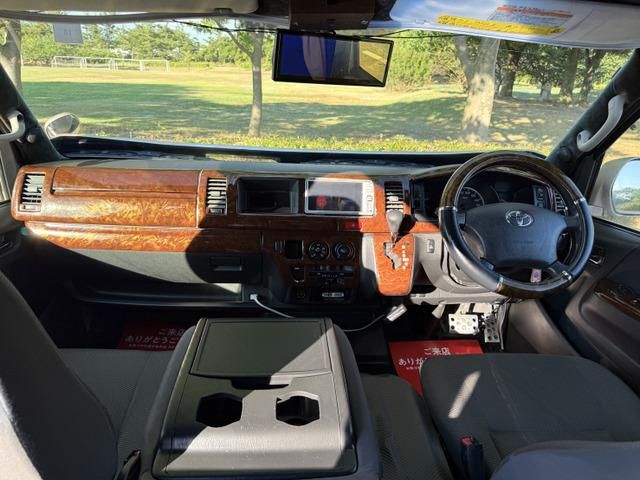 HIACE van 2WD