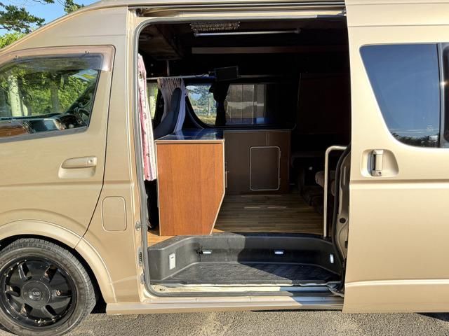 HIACE van 2WD