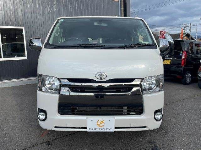 HIACE van 4WD