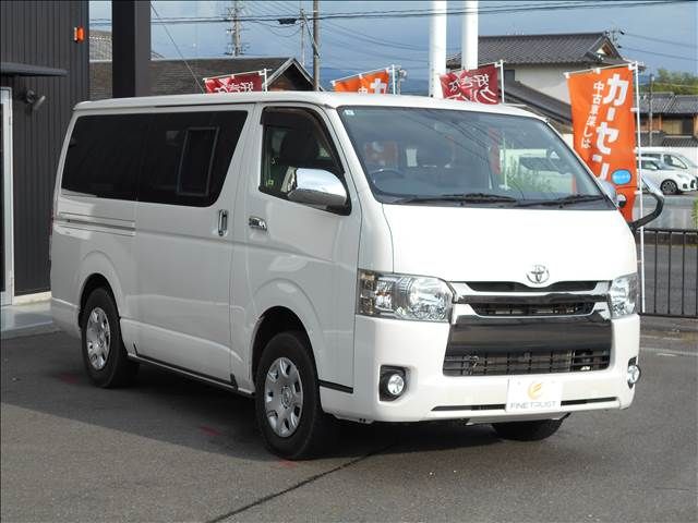 HIACE van 4WD