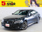 CROWN sedan hybrid