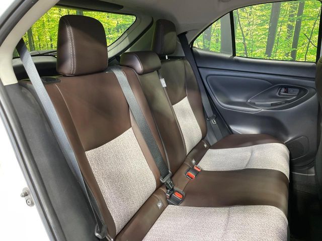 YARIS CROSS HYBRID