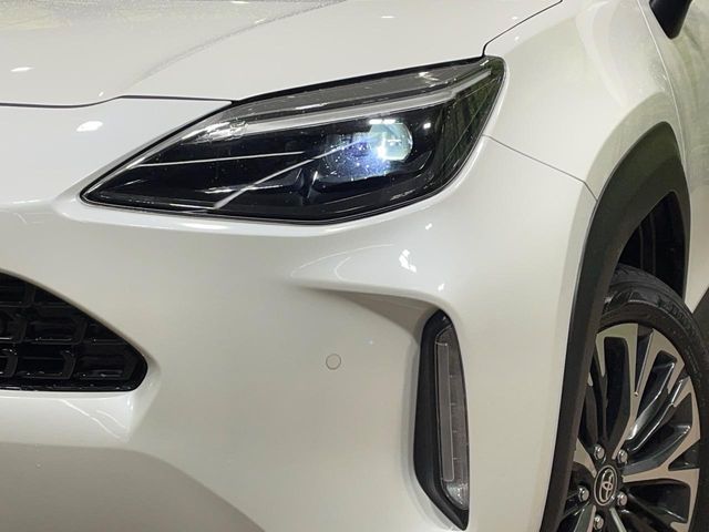 YARIS CROSS HYBRID