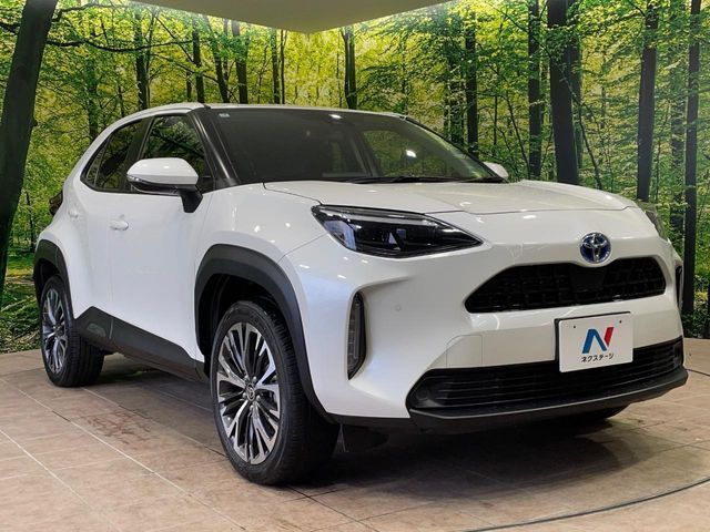 YARIS CROSS HYBRID
