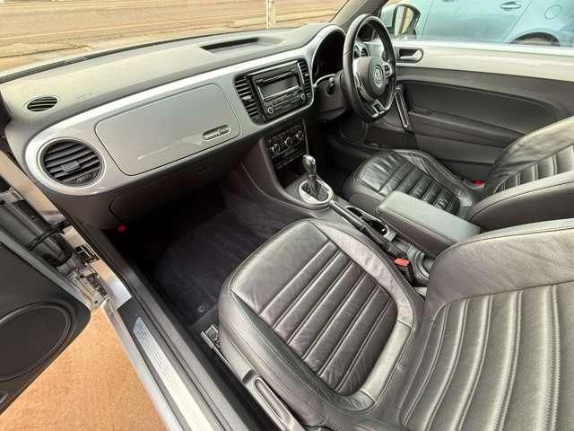 VOLKSWAGEN The BEETLE