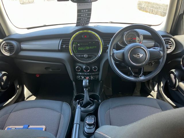 MINI COOPER D 5DOOR