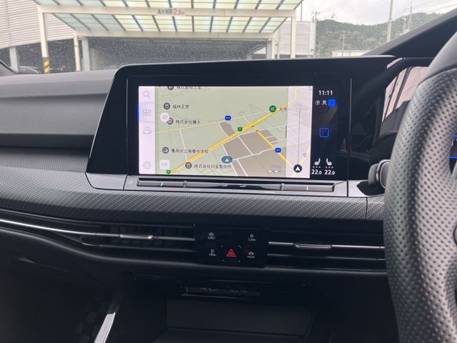 VOLKSWAGEN GOLF R