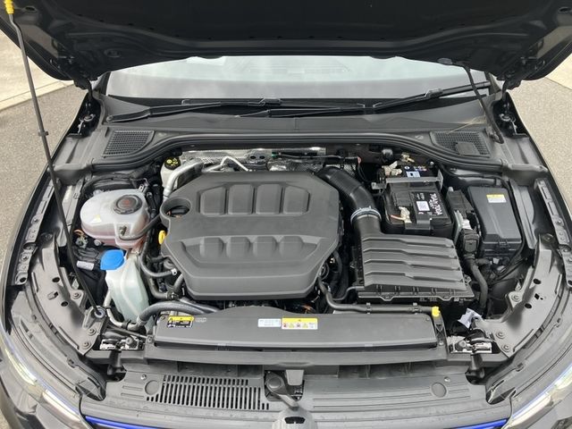 VOLKSWAGEN GOLF R