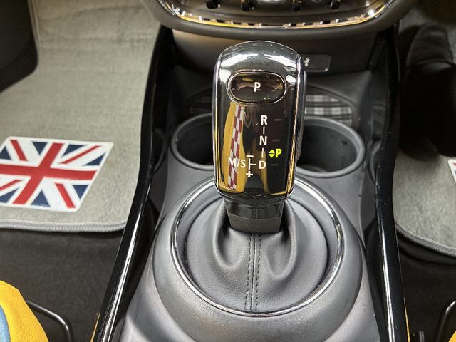 MINI COOPER D CLUBMAN