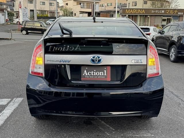 PRIUS PHV