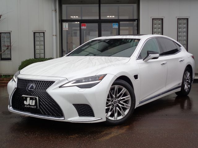 LEXUS LS500h 4WD