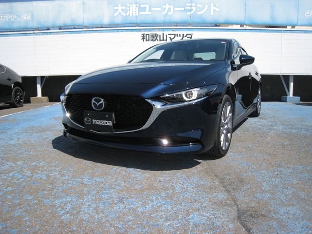 MAZDA3 SEDAN
