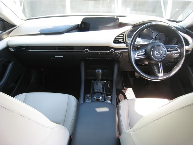 MAZDA3 SEDAN