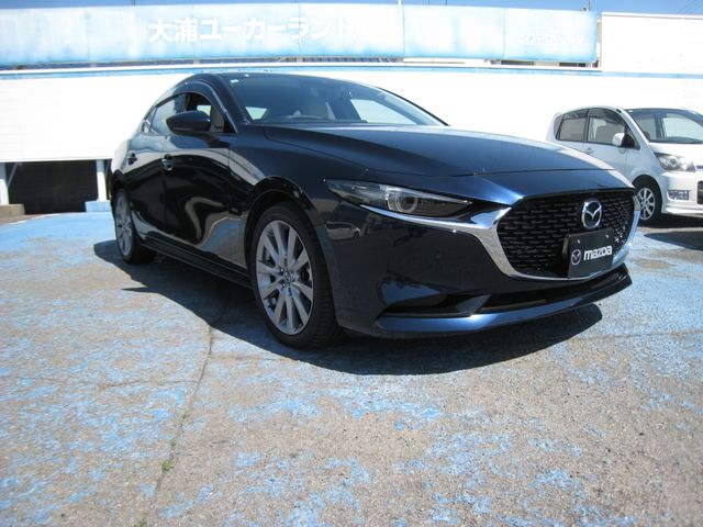 MAZDA3 SEDAN