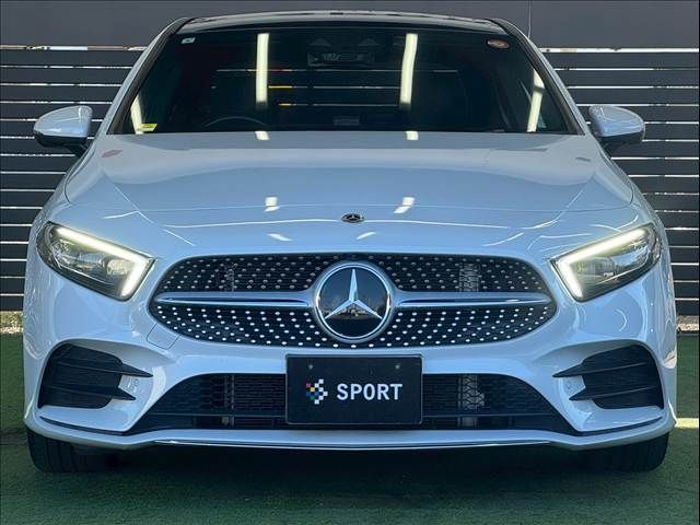 MERCEDES BENZ A class sedan
