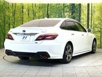 CROWN sedan hybrid