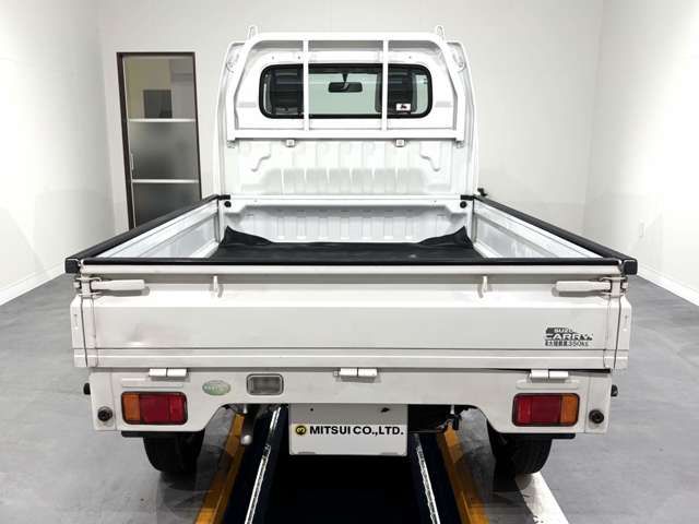 CARRY truck 4WD