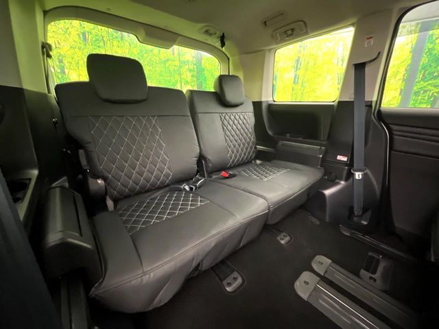 DELICA D:5 4WD