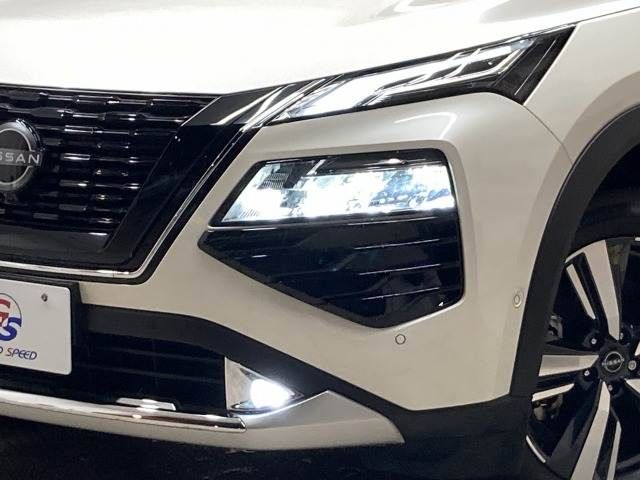 X-TRAIL HYBRID 4WD