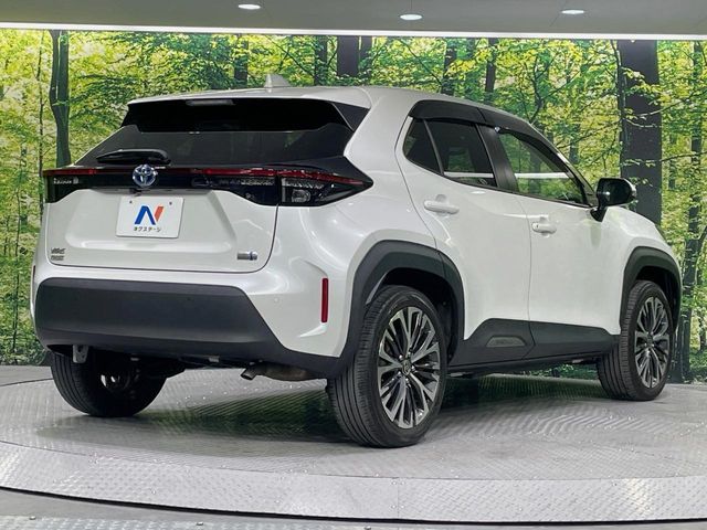 YARIS CROSS HYBRID