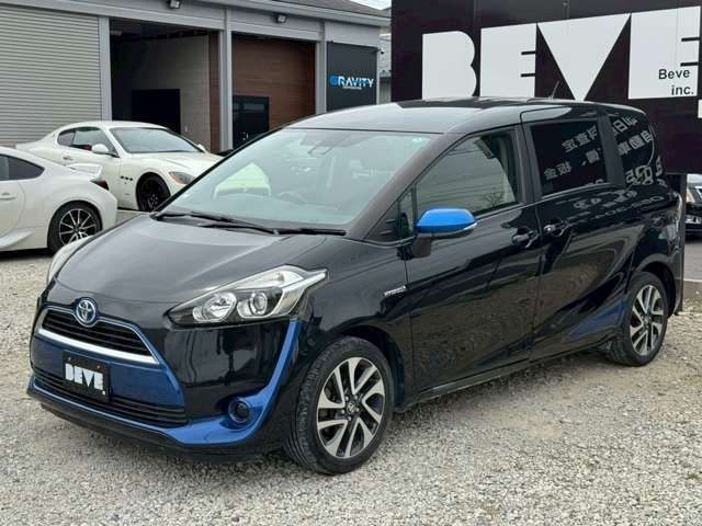 SIENTA HYBRID
