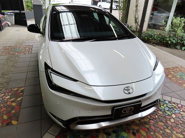 PRIUS PHV