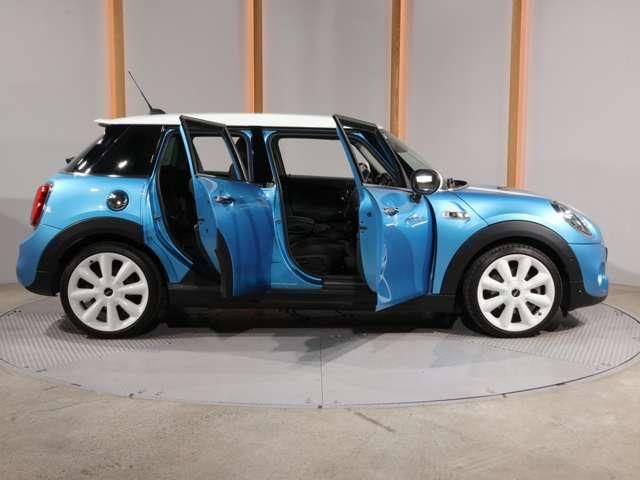 MINI COOPER S 5DOOR