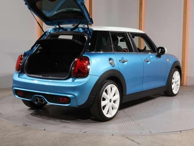 MINI COOPER S 5DOOR