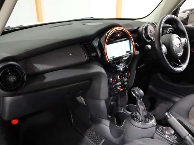 BMW MINI COOPER 5DOOR