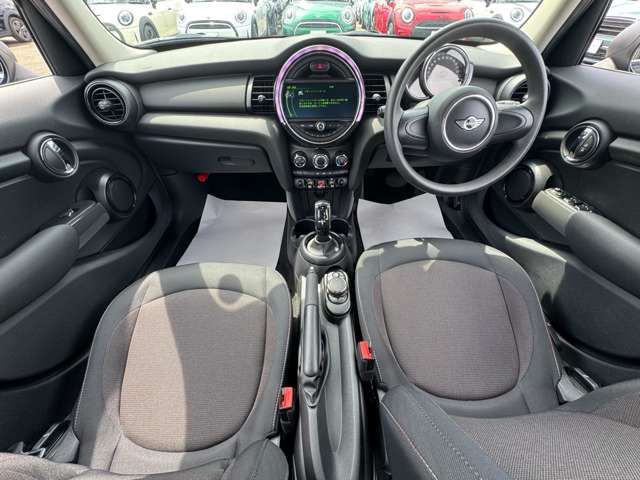BMW MINI ONE 5DOOR