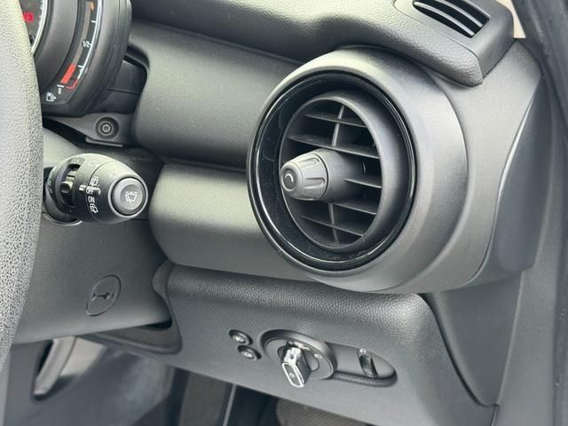 BMW MINI ONE 5DOOR
