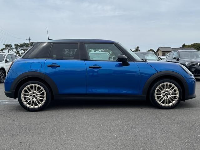 MINI COOPER 5DOOR