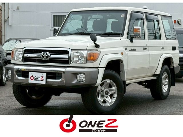 LANDCRUISER van