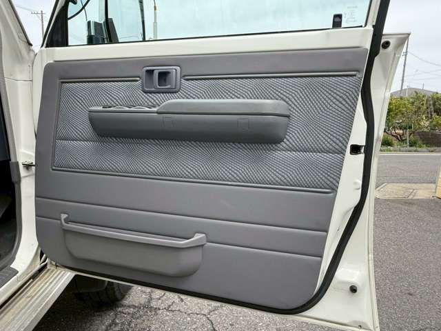 LANDCRUISER van