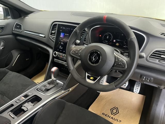 RENAULT MEGANE hatchback