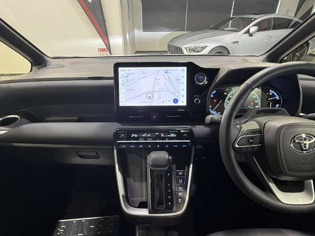 NOAH HYBRID 4WD