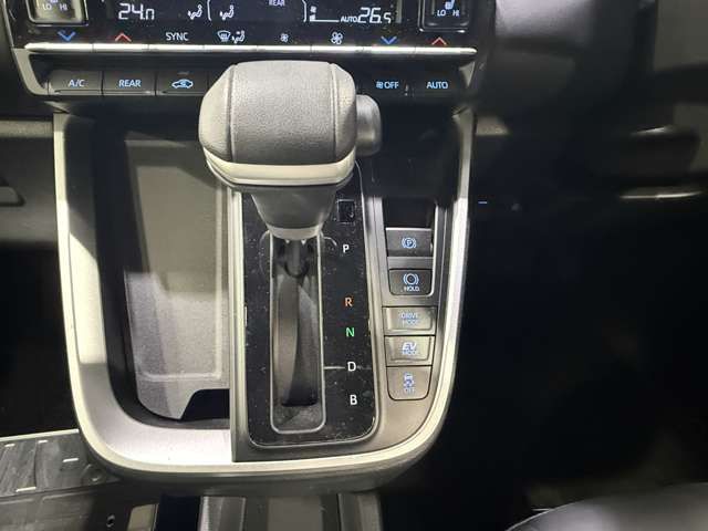NOAH HYBRID 4WD