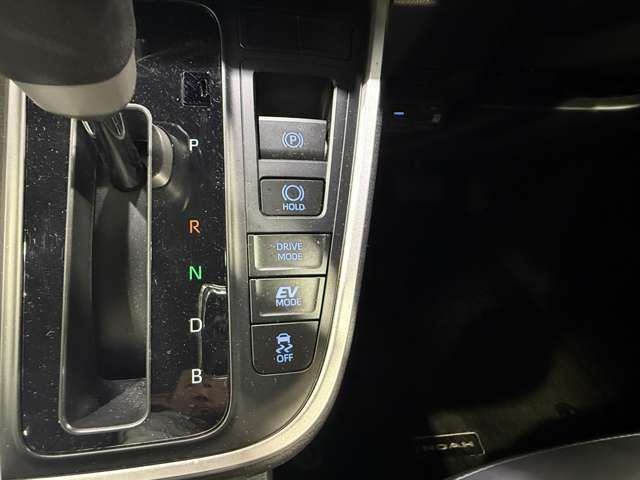 NOAH HYBRID 4WD