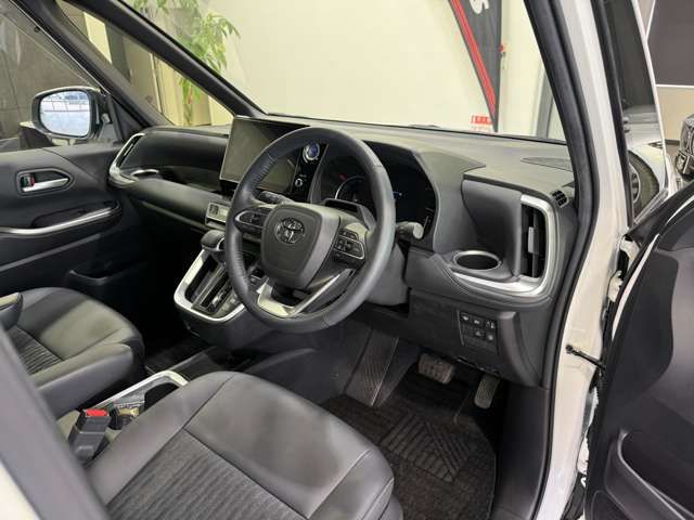 NOAH HYBRID 4WD
