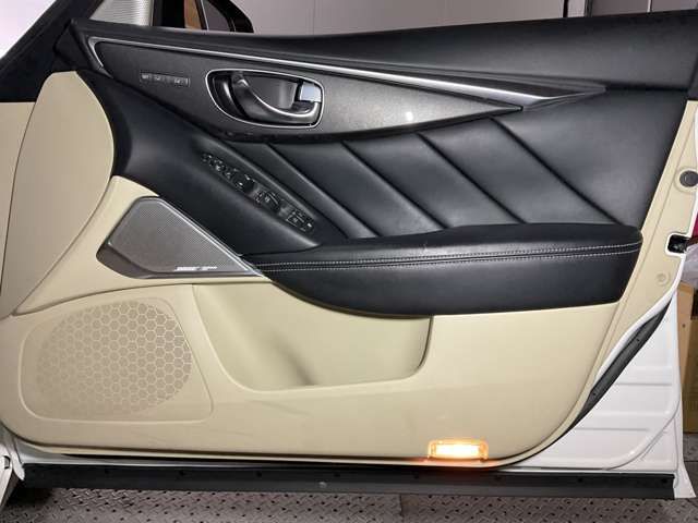 SKYLINE HYBRID 4WD